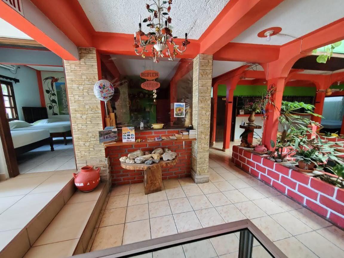 Hotel & Hostal Yaxkin Copán Exteriér fotografie