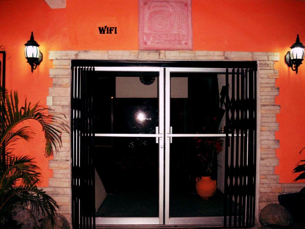 Hotel & Hostal Yaxkin Copán Exteriér fotografie