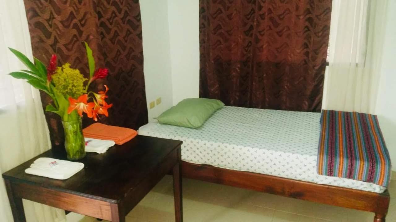 Hotel & Hostal Yaxkin Copán Exteriér fotografie